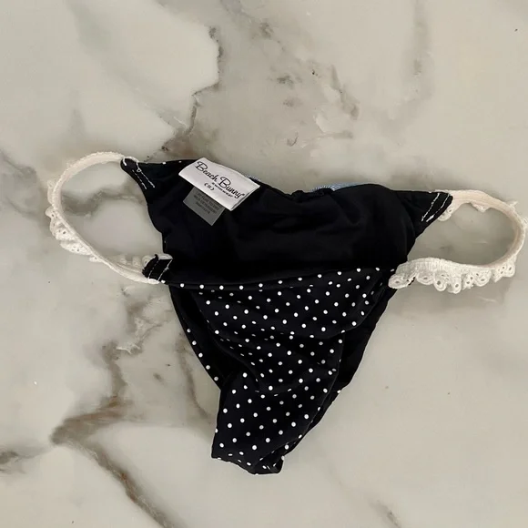 Beach Bunny “Some like it hot” push up polka dot ruffle bikini L top, S bottom - Picture 5 of 6